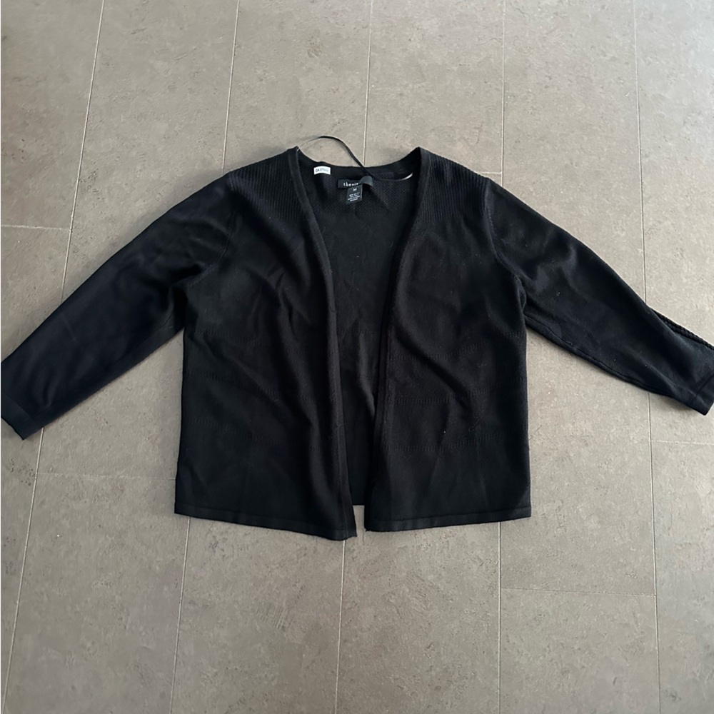 Thesis sweater size Medium
